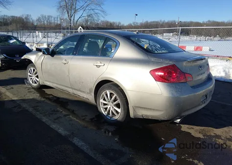 2009 Infiniti G37X from USA, damaged, VIN JNKCV61F99M350414